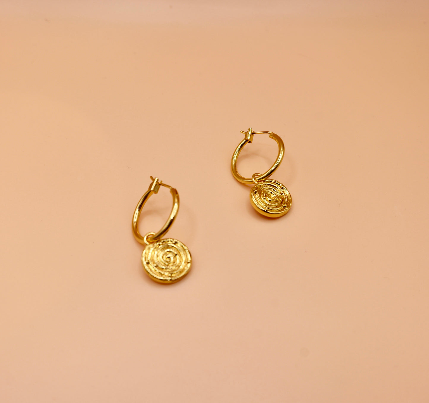 "Danish" hoop earrings - Gold