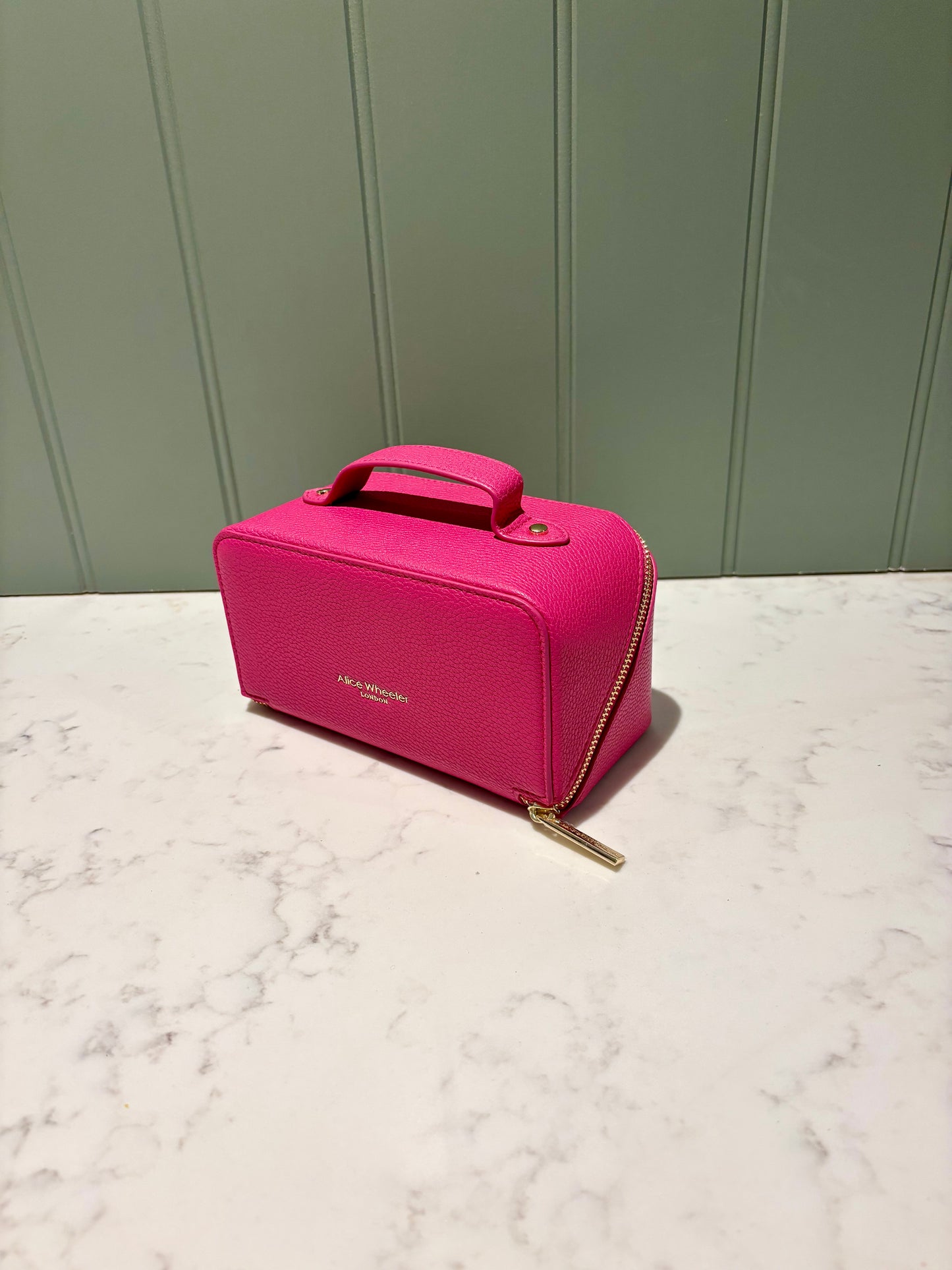 Alice Wheeler Train case Mini -  Hot Pink