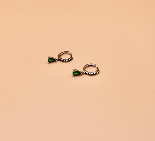 "Stepanie" Huggie earrings in Silver and green