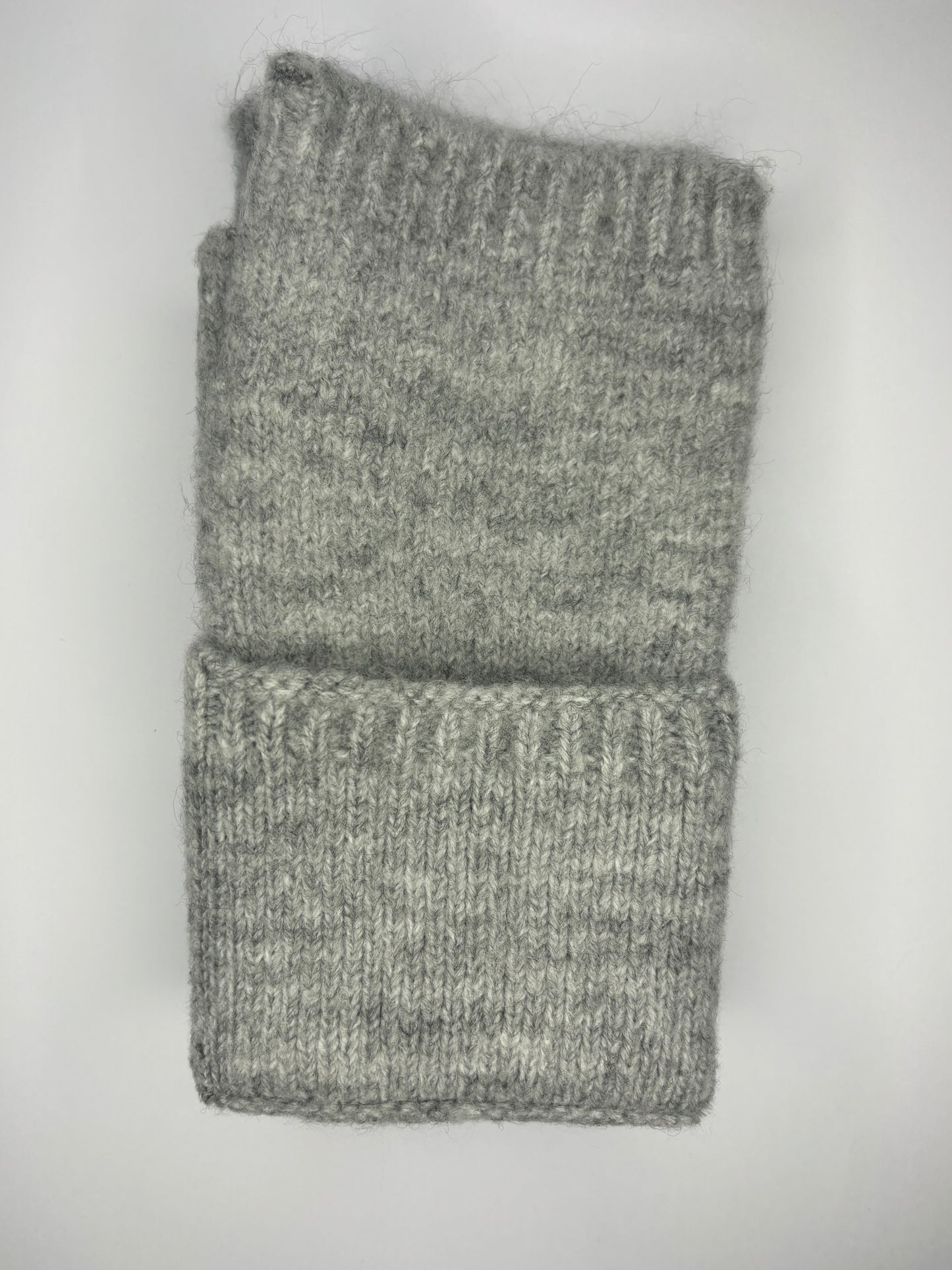 Light grey fingerless gloves