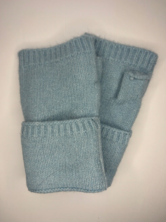 Light blue fingerless gloves