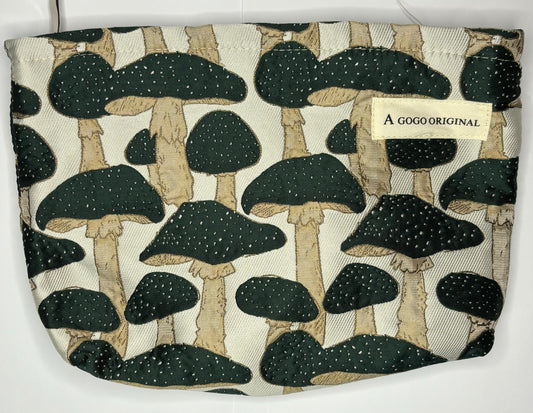 Mushroom makeup bag in green